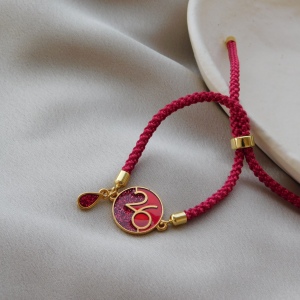 Lucky Bracelet - Red